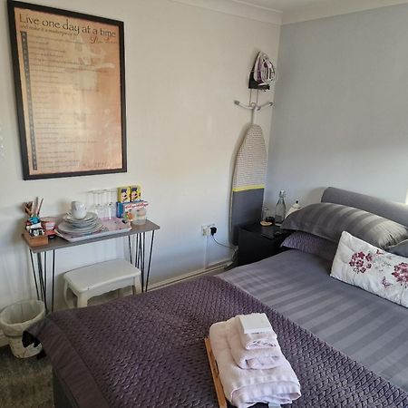 Bed and Breakfast Redwing Rise à Royston  Extérieur photo